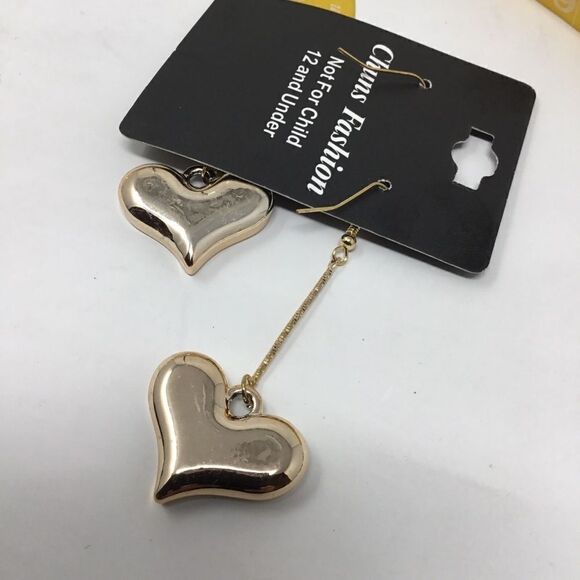 Lightweight Heart Dangle Earrings (H15) - Picture 6 of 6